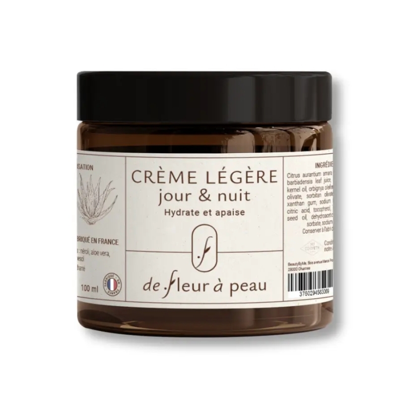 Crème visage légère jour & nuit aux 9 ingrédients actifs - MyCosmetik | EticStories