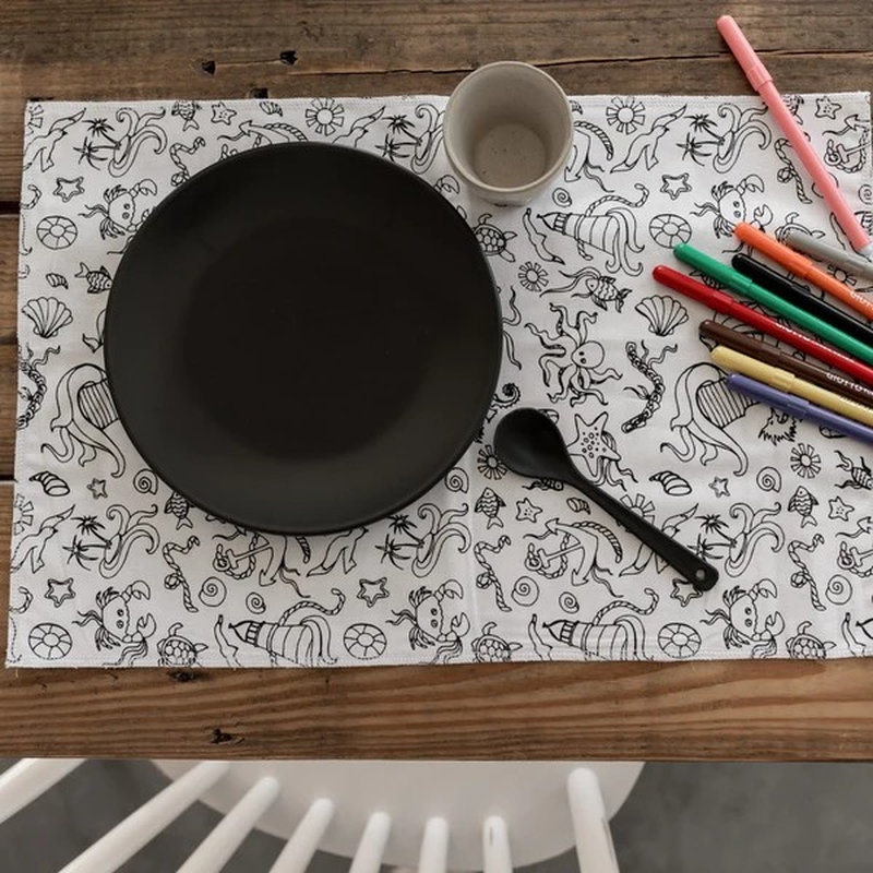 Set de table à colorier & ses feutres lavables - Simple Things