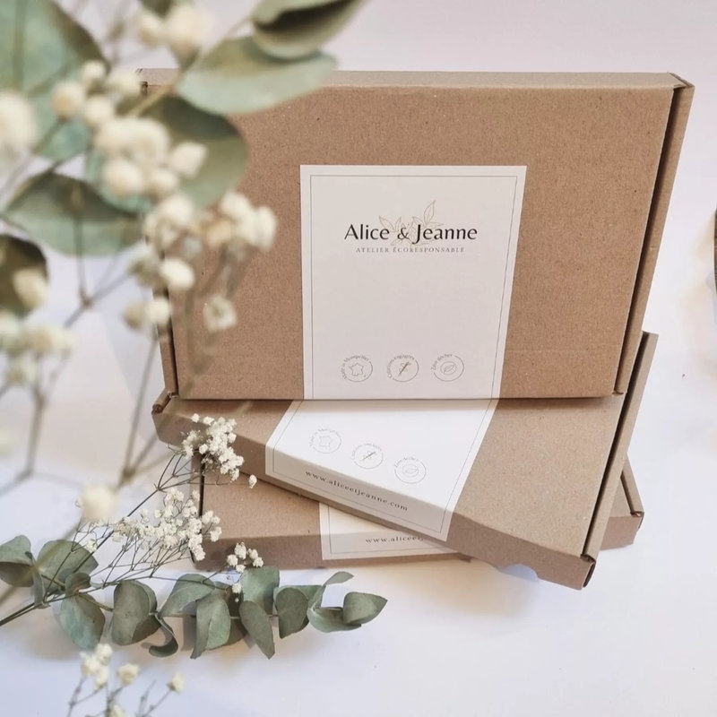 Coffret  " Les essentiels "  - Alice et Jeanne
